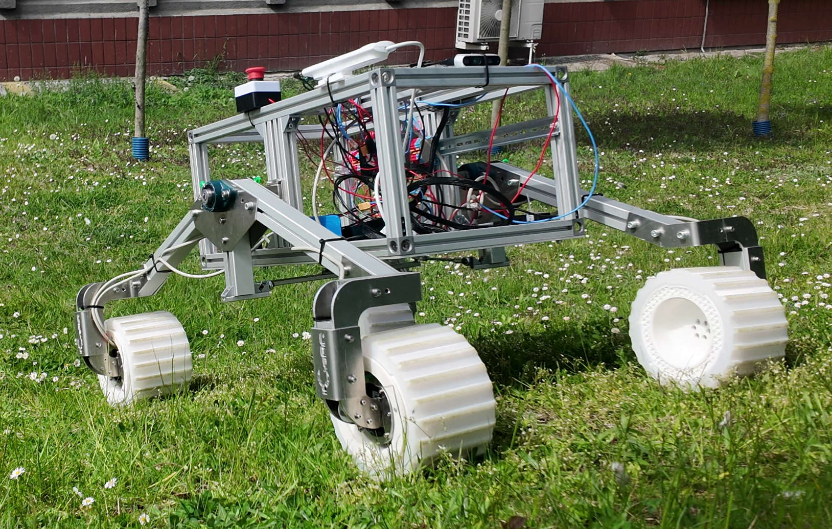 Autonomous mobile platform for soil sampling